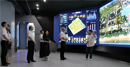 中国交通银行厦门分行副行长黄育新一行赴亚游集团ag8集团调研考察