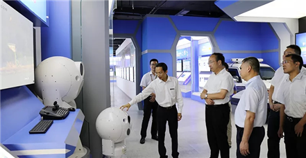 福建省委政法委副书记马必钢一行莅临亚游集团ag8集团参访调研