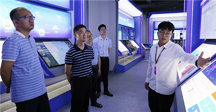 厦门大学生命科学学院党委书记张明智一行赴亚游集团ag8集团调研考察